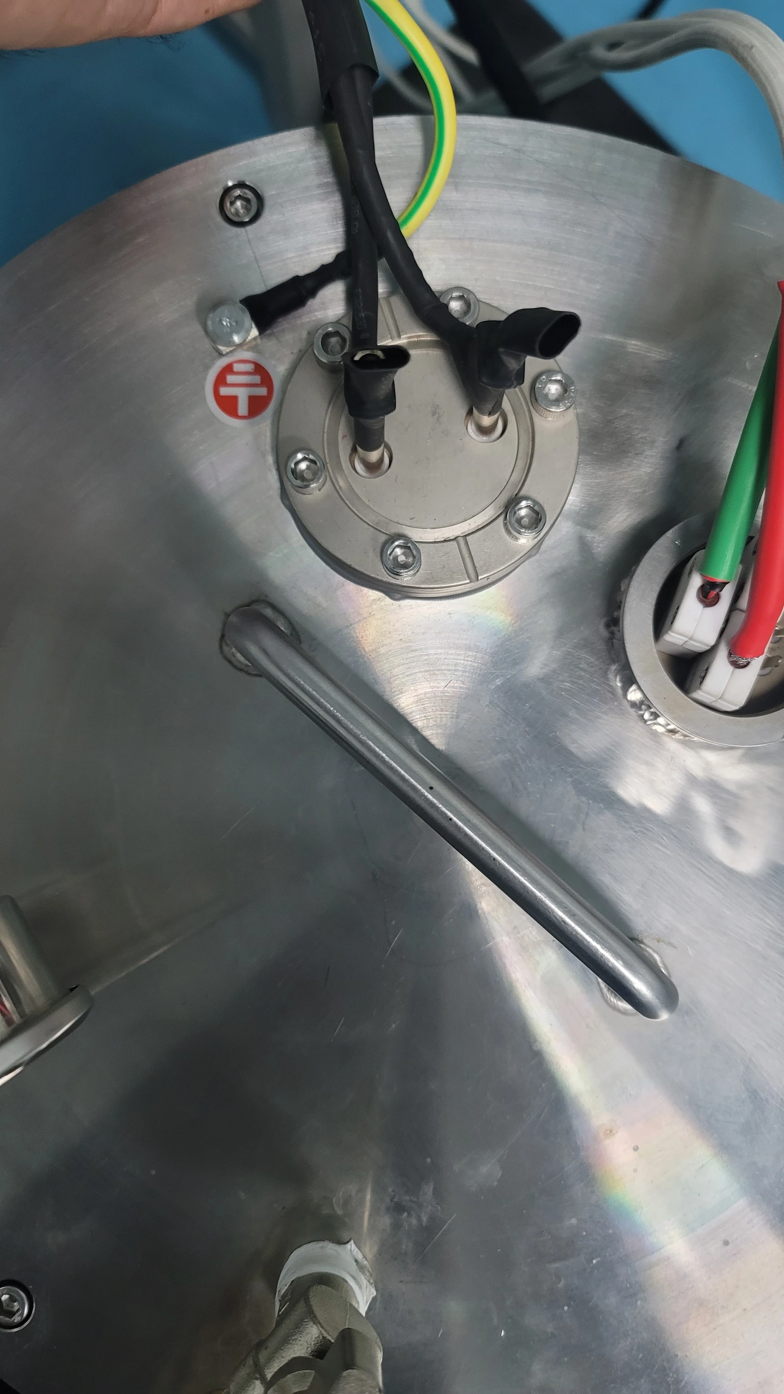 Heater assembly connections and mechanical attachment features examined when separating joint and mounting failures.