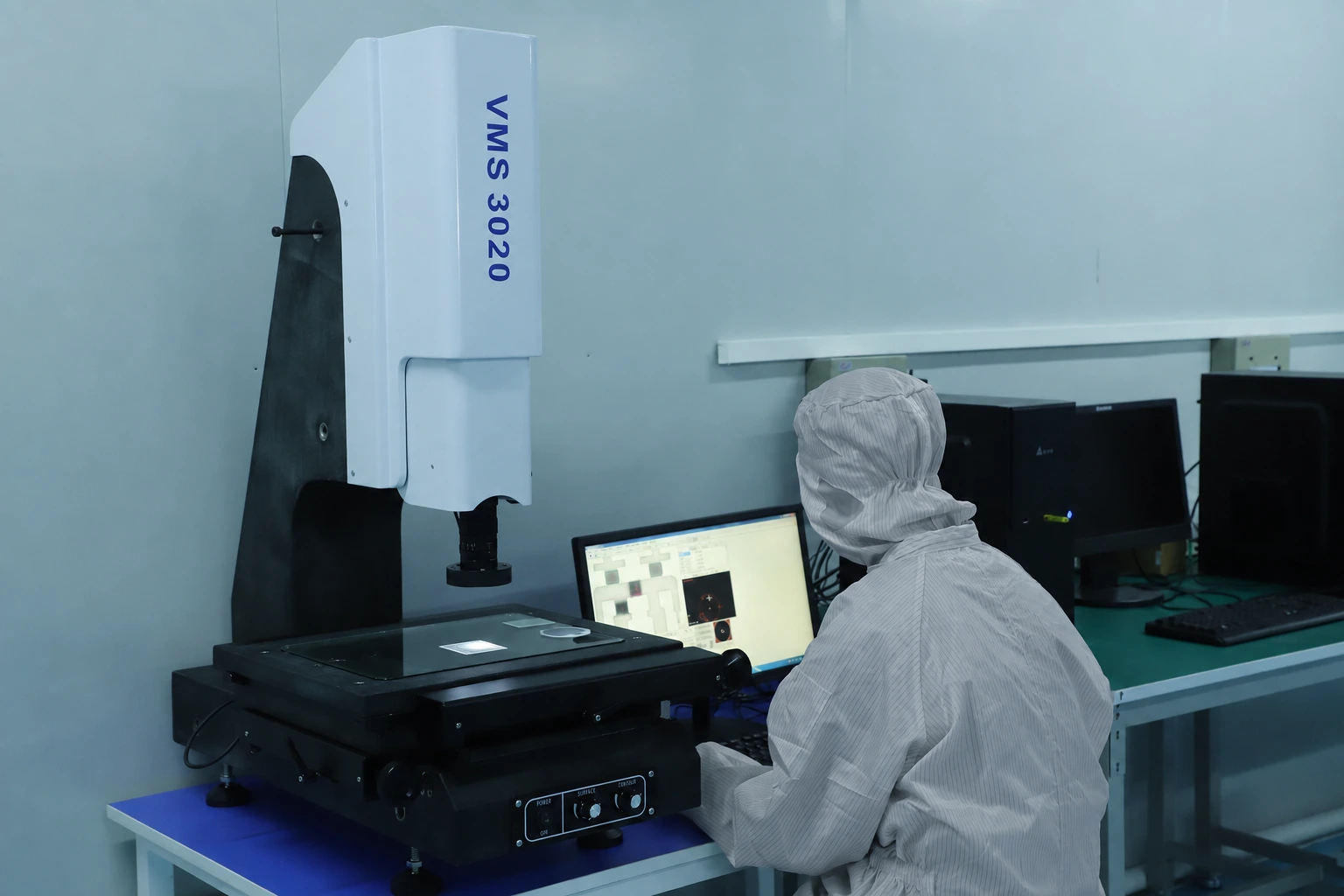 Optical coordinate measurement, supporting the fixture-position checks required before electrical calibration.
