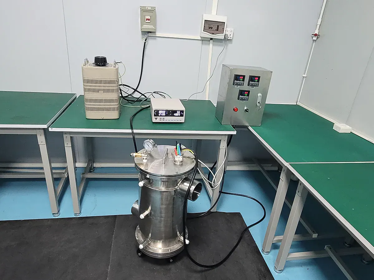 Real heater test laboratory context used for electrical and thermal validation
