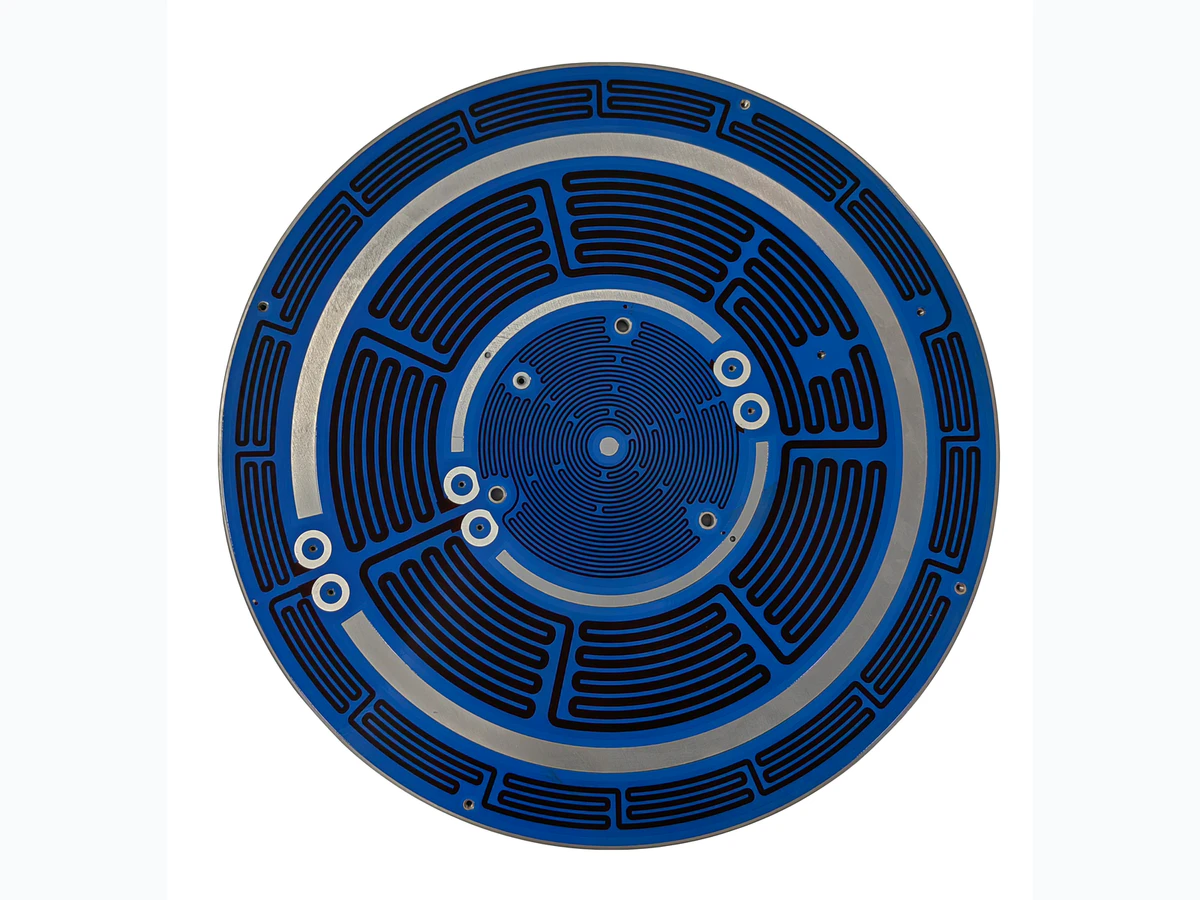 Aluminum substrate heater view showing the visible printed-path and contact layout